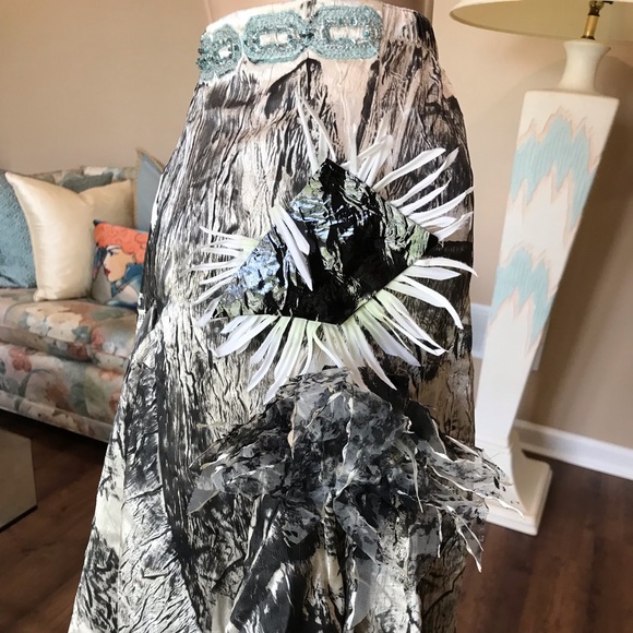 ECLECTIC & FUN SKIRT IN GREAT CONDITION - Picture 5 of 5